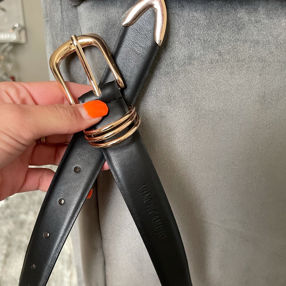 Brand new Vince Camuto Belt Size S